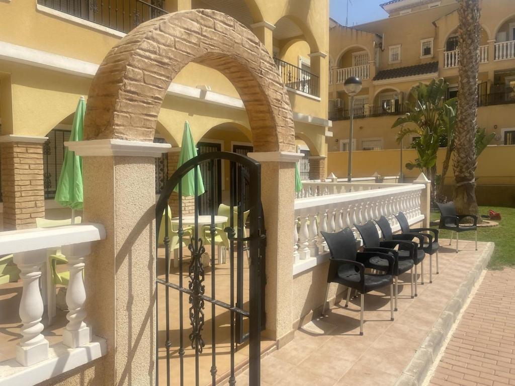 Top Floor Spacious Apartment With Roof Terrace Alicante Esterno foto